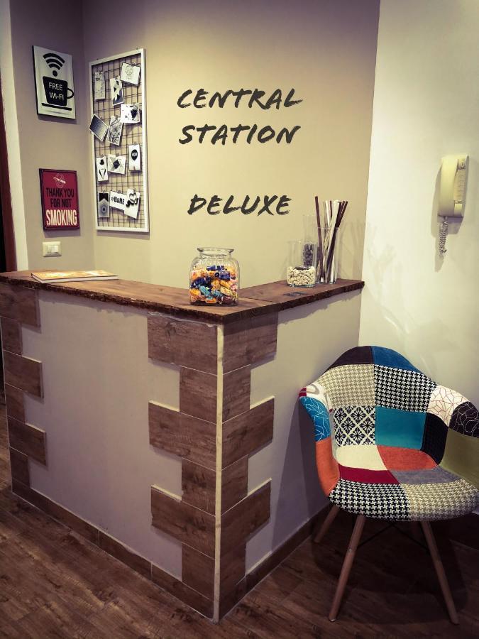 مبيت وإفطار Napoli Central Station Deluxe المظهر الخارجي الصورة